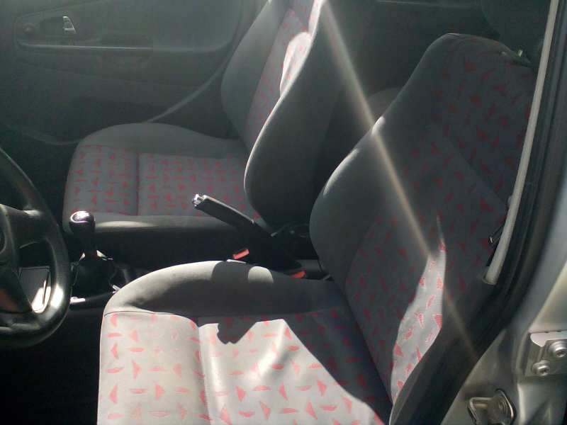 seat cordoba berlina (6k2) del año 2001