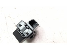 Recambio de mando elevalunas trasero izquierdo para renault captur ii 1.0 tce referencia OEM IAM 254114723R   2