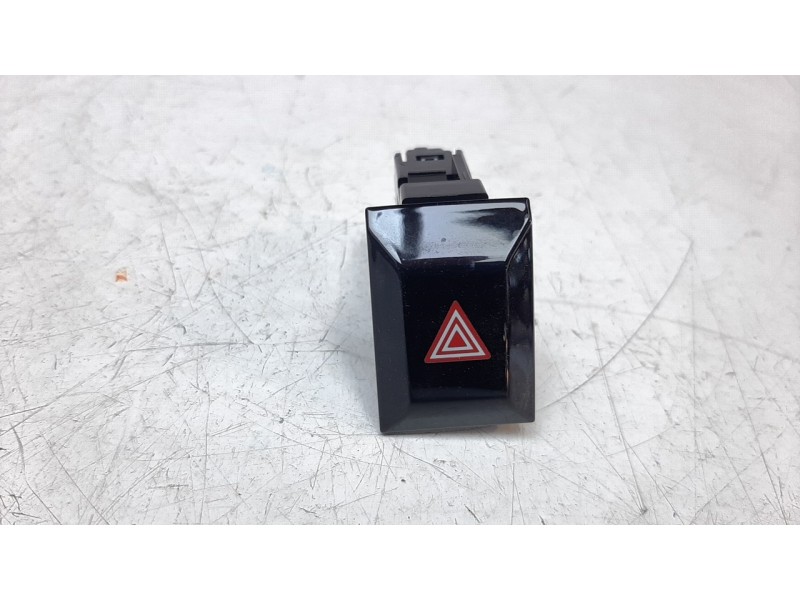 Recambio de warning para toyota corolla (e21) referencia OEM IAM 8433202400  