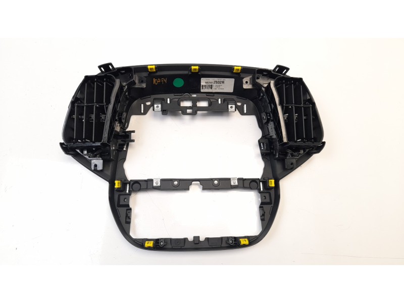 Recambio de rejilla aireadora para renault captur 0.9 energy referencia OEM IAM 682602532R  