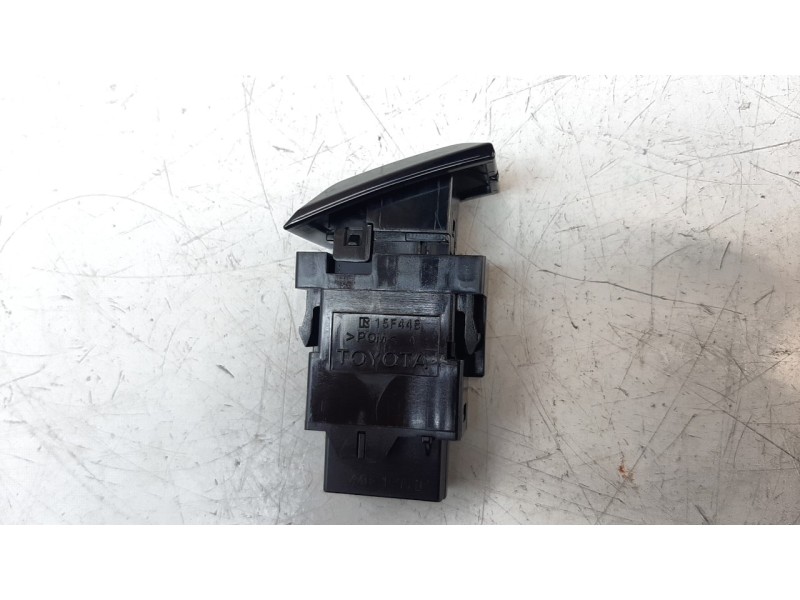 Recambio de warning para toyota corolla (e21) referencia OEM IAM 8433202400  