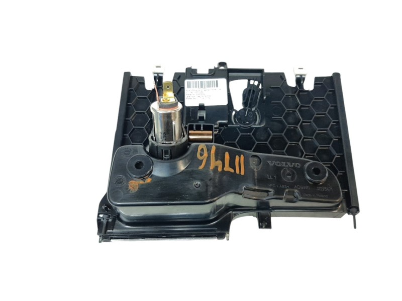 Recambio de guantera para volvo xc60 business plus awd referencia OEM IAM 32275469  