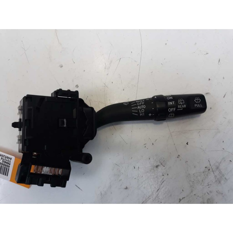 Recambio de mando limpia para toyota corolla verso (r1) 2,2 d-4d sport referencia OEM IAM 8465205170  