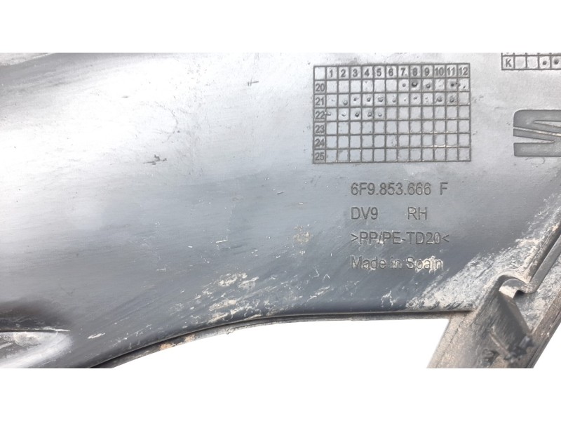 Recambio de rejilla paragolpes derecha para seat arona xcellence referencia OEM IAM 6F9853666F  