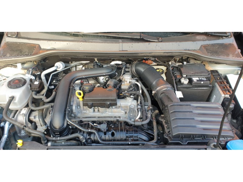 Recambio de compresor aire acondicionado para seat arona xcellence referencia OEM IAM 5Q0816803H 32936 CAF820037