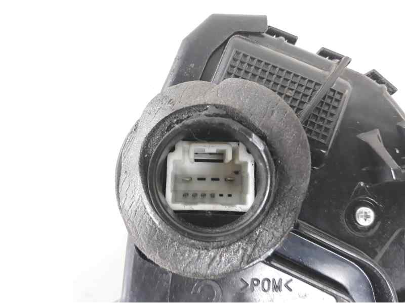 Recambio de cerradura puerta delantera izquierda para toyota auris active referencia OEM IAM 6904042241  