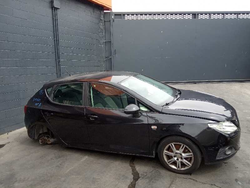 seat ibiza (6j5) del año 2010