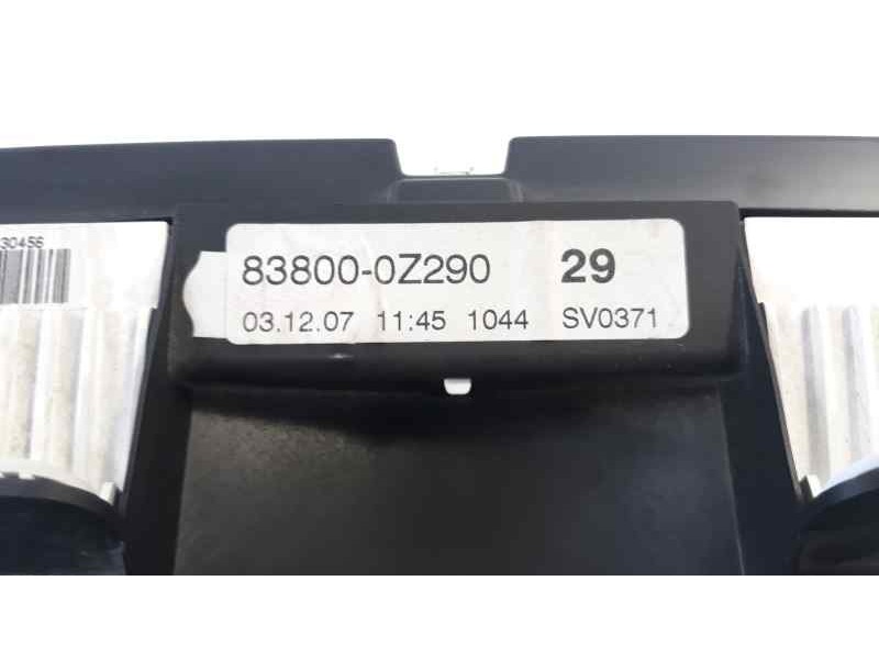 Recambio de cuadro instrumentos para toyota auris active referencia OEM IAM 838000Z290  