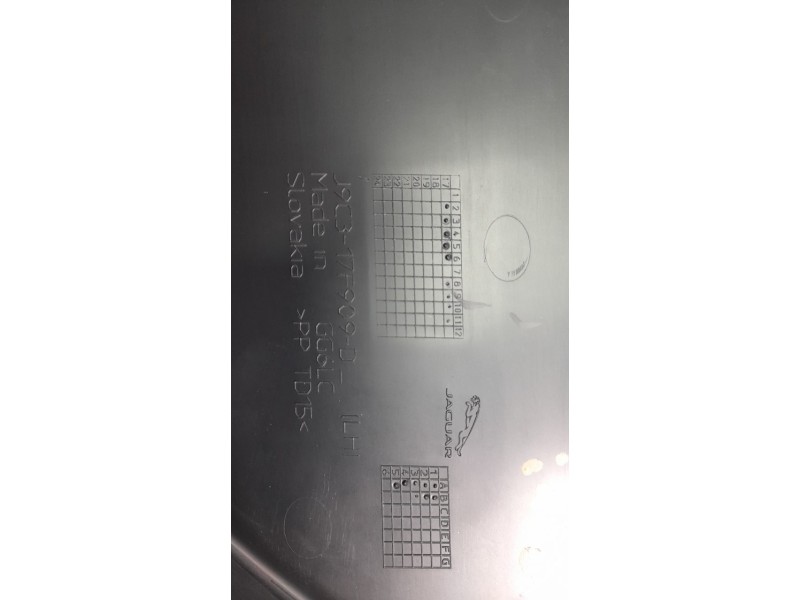 Recambio de moldura para jaguar e-pace 2.0 diesel cat referencia OEM IAM J9C317F909D  