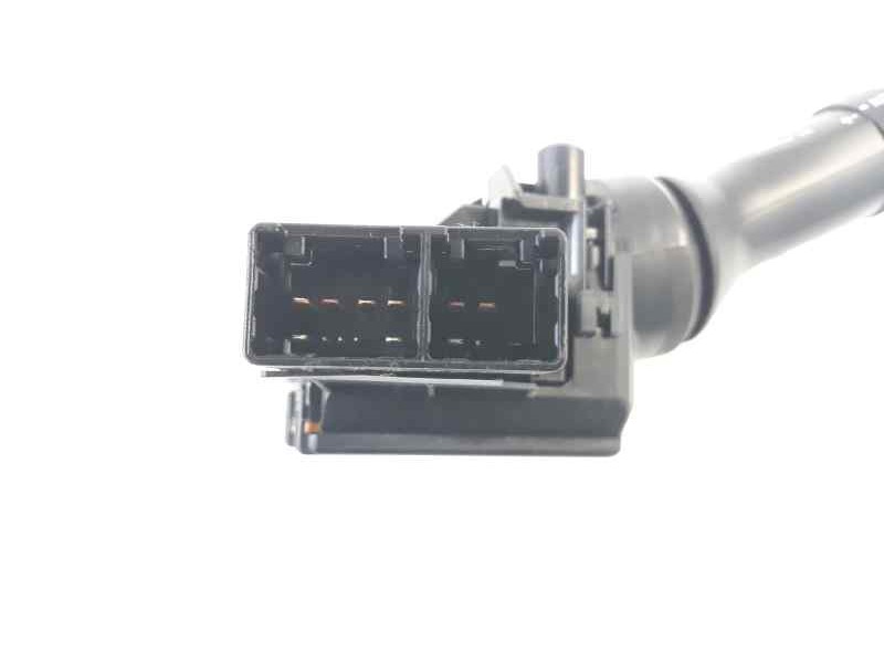 Recambio de mando limpia para toyota auris active referencia OEM IAM 0241017F243  