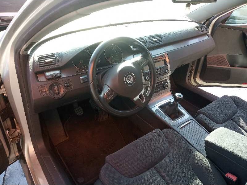 volkswagen passat berlina (3c2) del año 2010