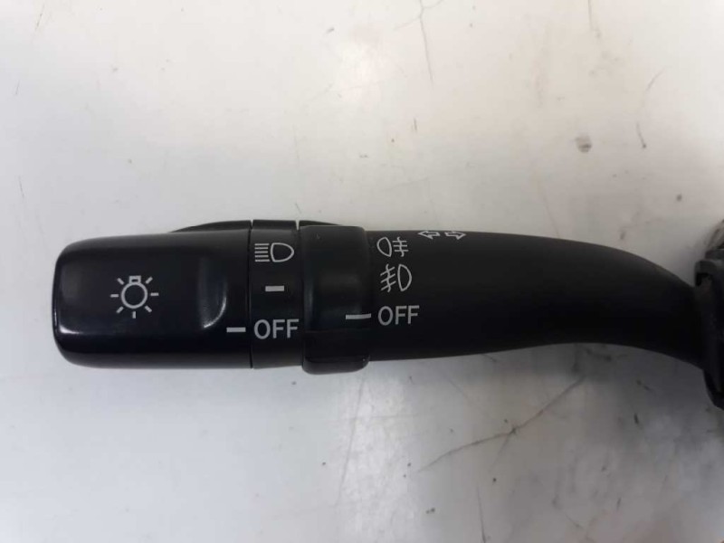 Recambio de mando intermitentes para toyota corolla verso (r1) 2,2 d-4d sport referencia OEM IAM 8414005110  