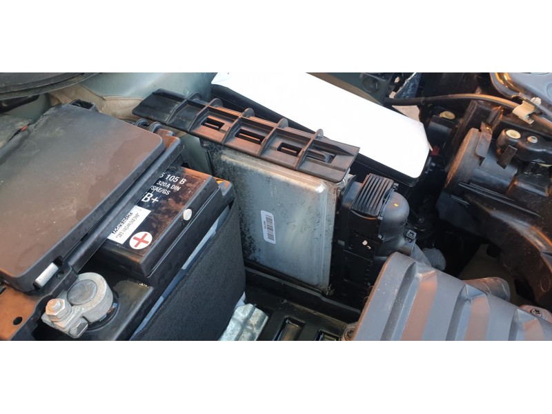 Recambio de centralita motor uce para seat arona xcellence referencia OEM IAM 05C906032M  
