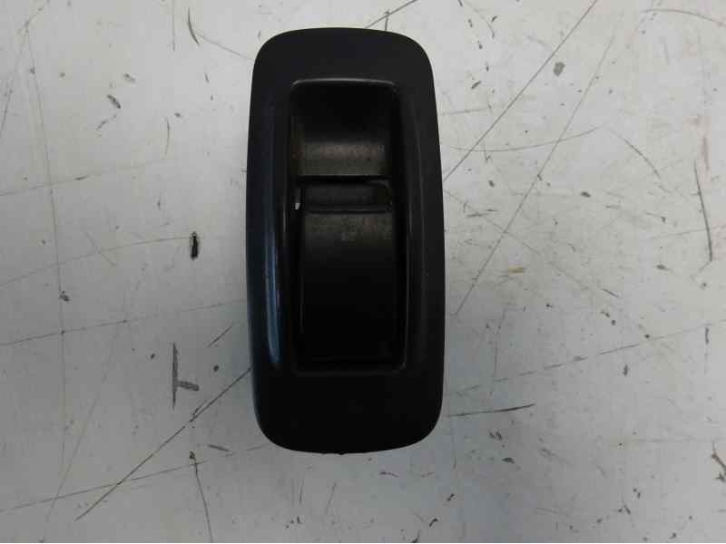 Recambio de mando elevalunas trasero derecho para toyota corolla verso (r1) 2,2 d-4d sport referencia OEM IAM 848010F030  