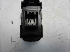 Recambio de mando elevalunas trasero derecho para toyota corolla verso (r1) 2,2 d-4d sport referencia OEM IAM 848010F030   2