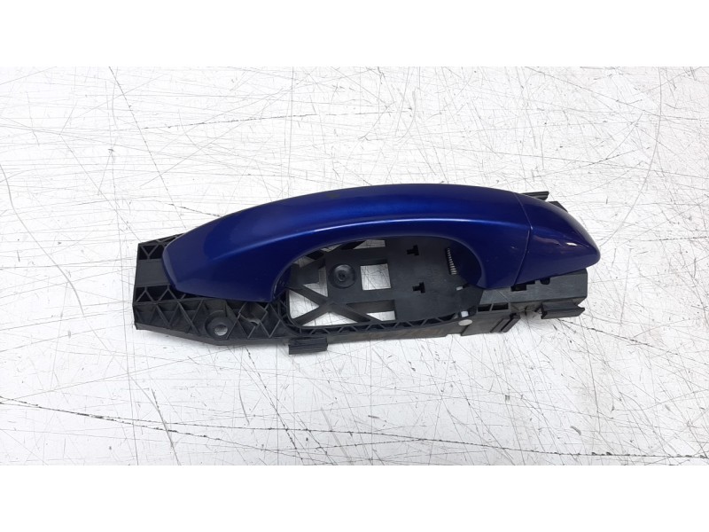 Recambio de maneta exterior delantera derecha para seat arona 1.6 tdi referencia OEM IAM 5G0837205N  