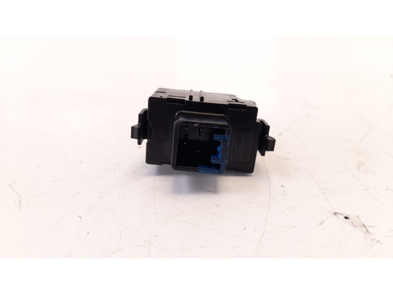 Recambio de mando elevalunas trasero izquierdo para toyota corolla verso (r1) 2,2 d-4d sport referencia OEM IAM 848100F010  