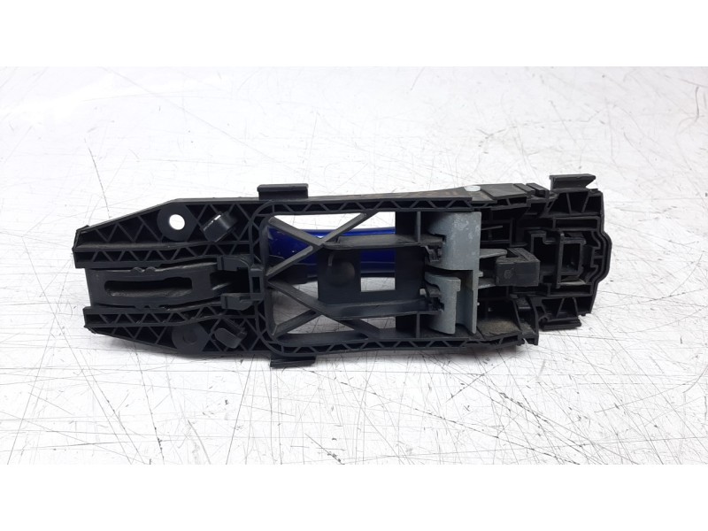 Recambio de maneta exterior delantera derecha para seat arona 1.6 tdi referencia OEM IAM 5G0837205N  