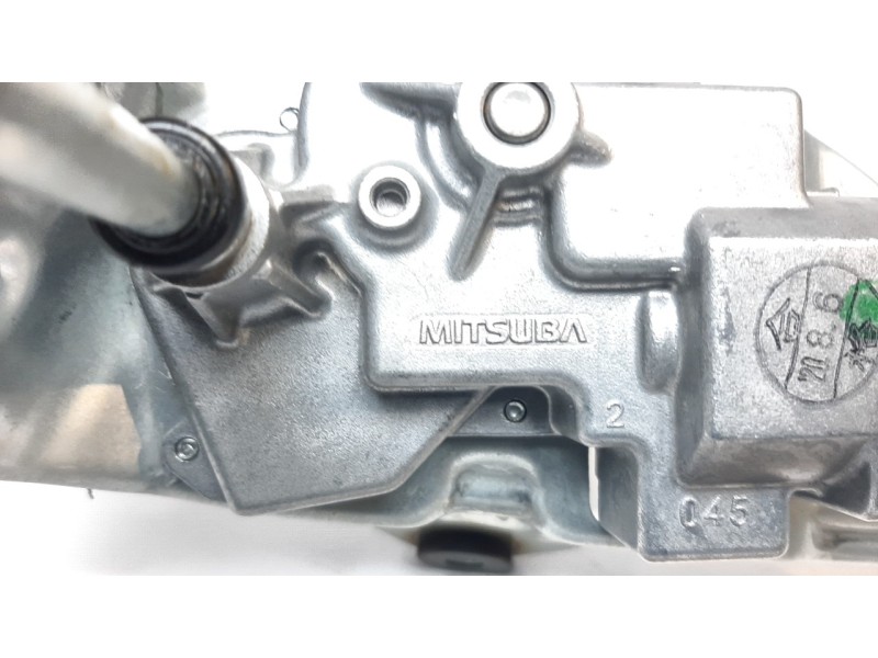 Recambio de motor limpia trasero para mazda 3 sedán (bp) referencia OEM IAM BCKN67450  