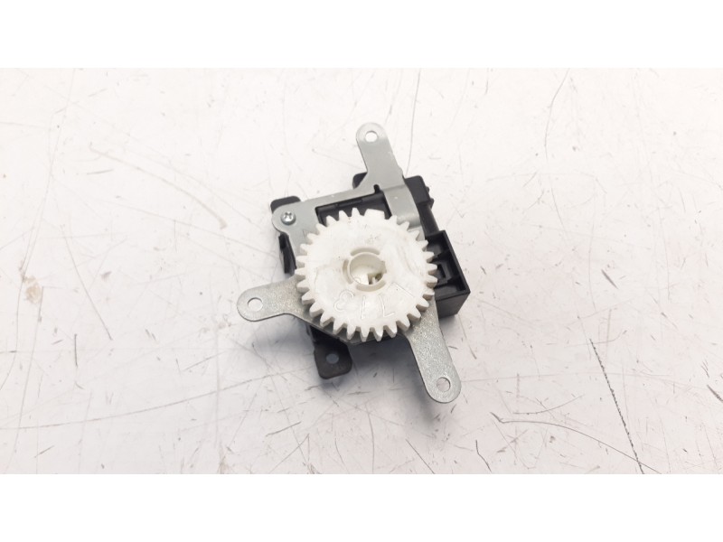 Recambio de motor calefaccion para toyota rav 4 referencia OEM IAM 0638002120  