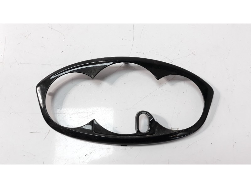 Recambio de moldura para piaggio (vespa) x7 referencia OEM IAM 656490  