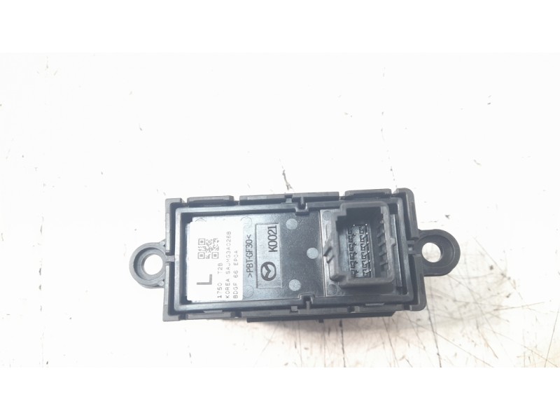 Recambio de palanca freno para mazda 3 sedán (bp) referencia OEM IAM BDGF66EP0A  