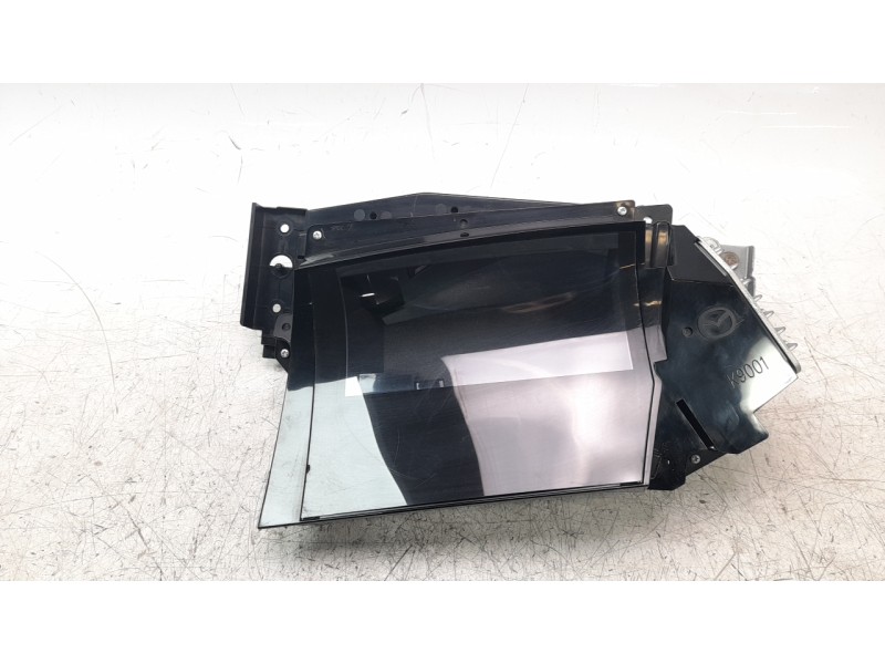 Recambio de pantalla multifuncion para mazda 3 sedán (bp) referencia OEM IAM BDGJ2173320  