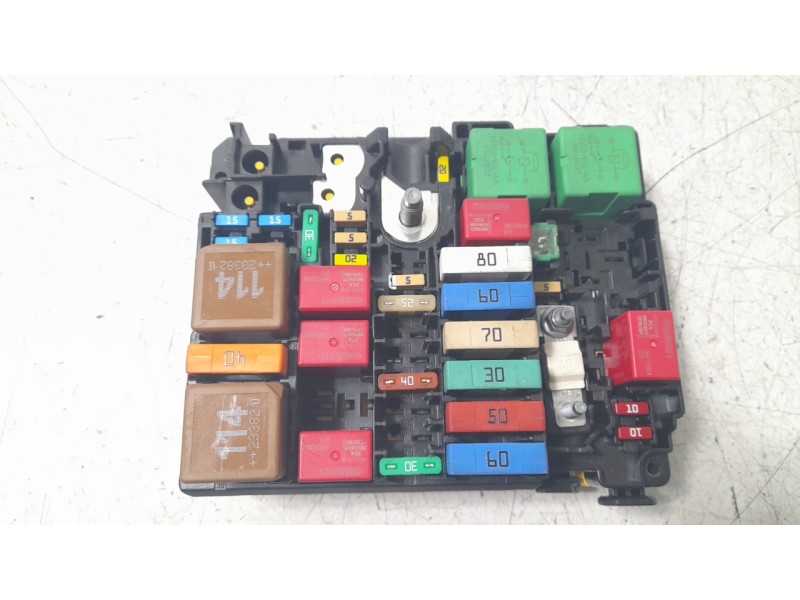 Recambio de caja reles / fusibles para citroen c3 you! referencia OEM IAM 9804848480 T1013140A 