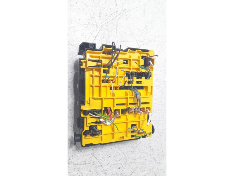Recambio de caja reles / fusibles para citroen c3 you! referencia OEM IAM 9804848480 T1013140A 