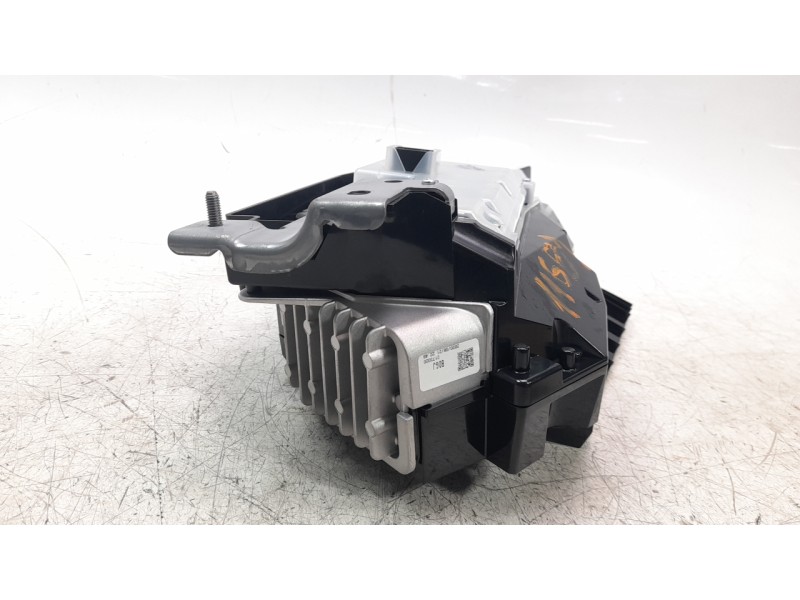 Recambio de pantalla multifuncion para mazda 3 sedán (bp) referencia OEM IAM BDGJ2173320  