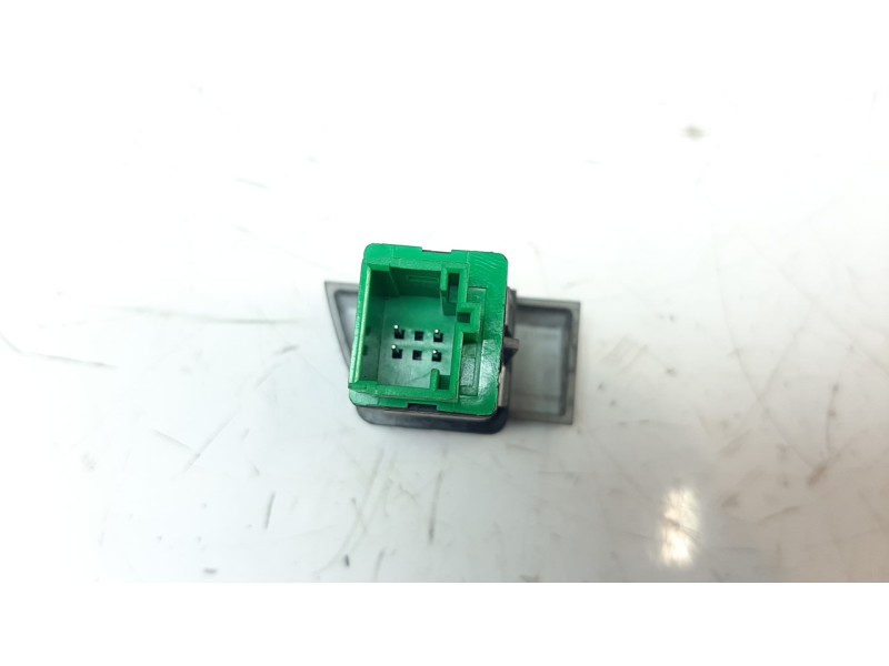 Recambio de interruptor para citroen c4 picasso 1.2 12v e-thp referencia OEM IAM 9678101077  