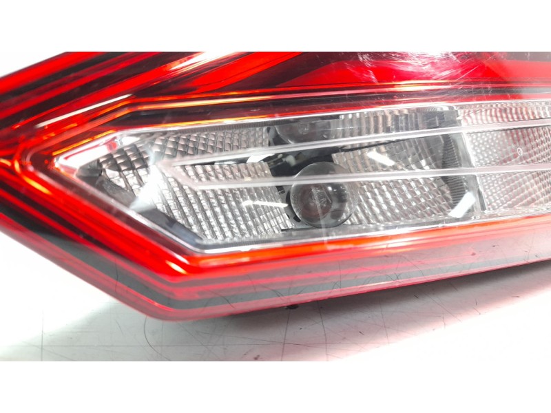 Recambio de piloto trasero derecho interior para seat arona 1.6 tdi referencia OEM IAM 6F9945308D  