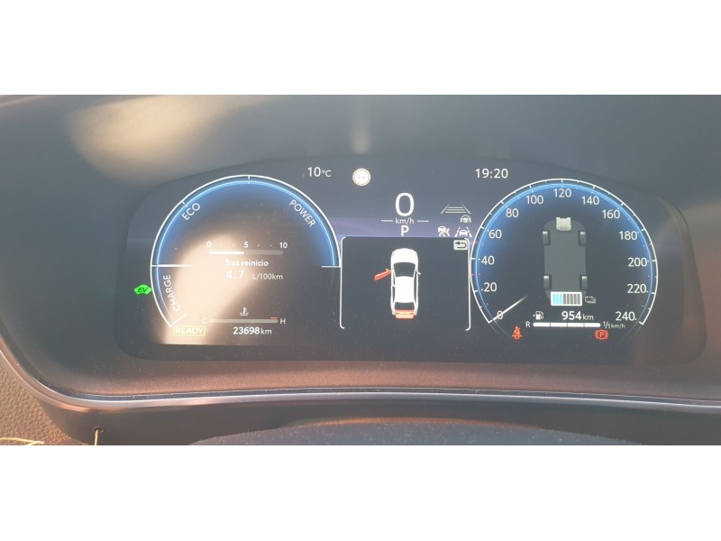 toyota corolla (e21) del año 2023