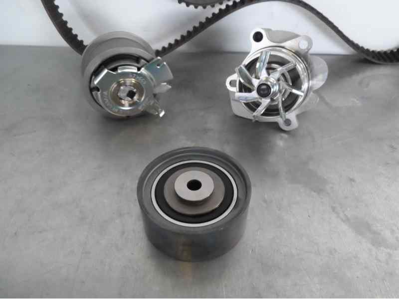 Recambio de kit distribucion para seat altea (5p1) 2.0 tdi referencia OEM IAM KP9052 KP9052 