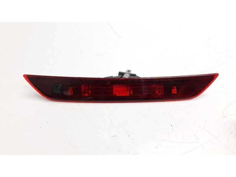 Recambio de luz central de freno para ford ka+ ultimate referencia OEM IAM E3B513A613D  