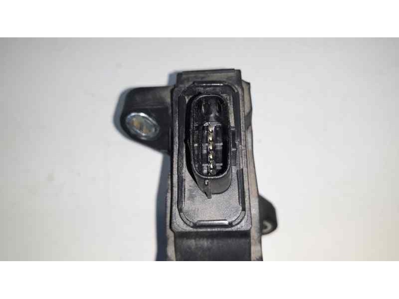 Recambio de potenciometro pedal para toyota auris active referencia OEM IAM 7811002020  