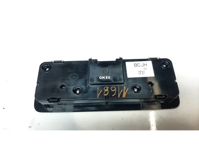 Recambio de luz interior para mazda 3 sedán (bp) referencia OEM IAM BCJH020F21  