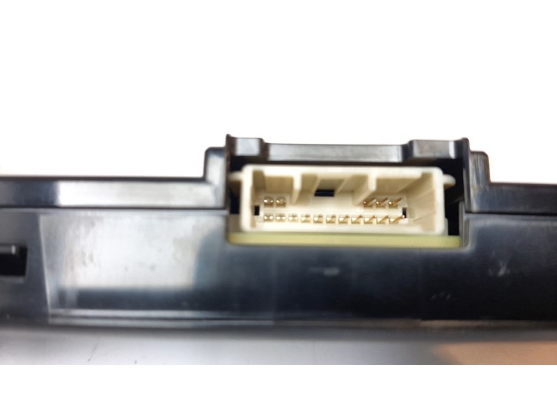 Recambio de luz interior para mazda 3 sedán (bp) referencia OEM IAM BCJH020F21  