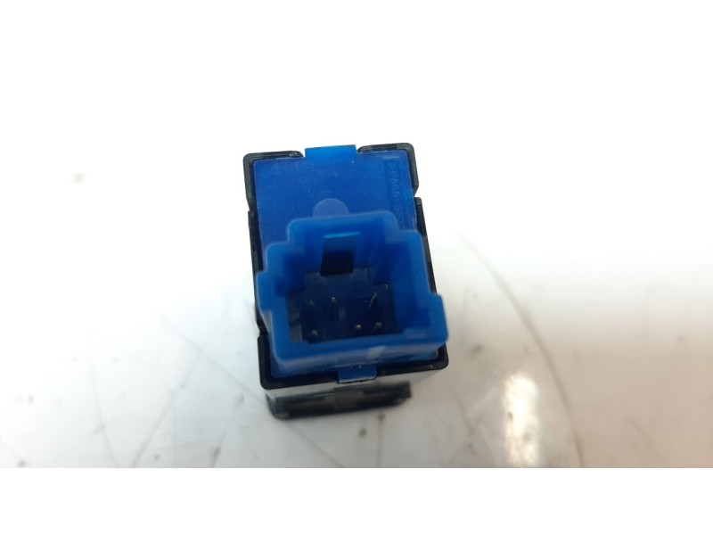 Recambio de interruptor para nissan pulsar (c13) 1.5 turbodiesel cat referencia OEM IAM PA66GF33  