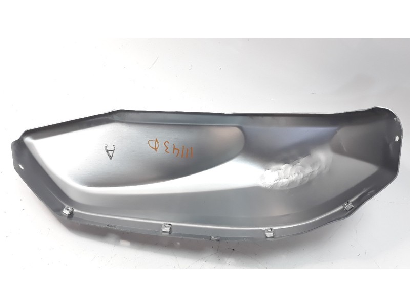 Recambio de moldura para yamaha xsr 700 referencia OEM IAM B34YF41800  