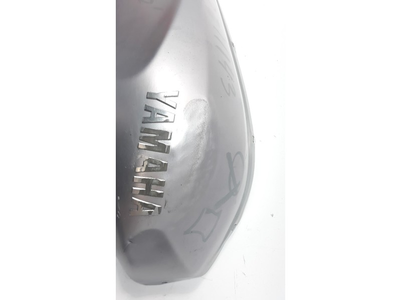Recambio de moldura para yamaha xsr 700 referencia OEM IAM B34YF41800  