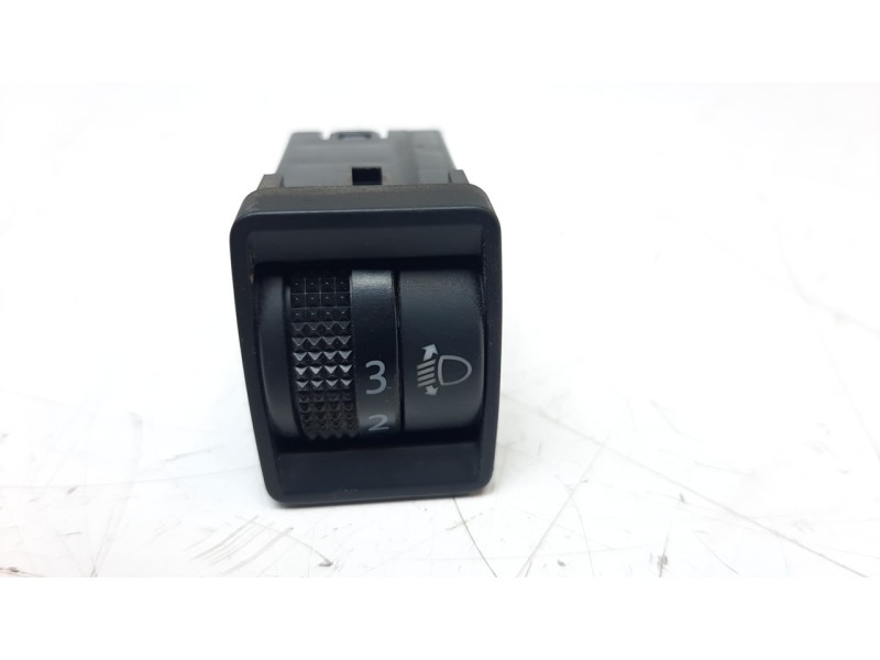 Recambio de interruptor para nissan pulsar (c13) 1.5 turbodiesel cat referencia OEM IAM 409124  