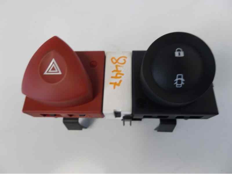 Recambio de warning para renault megane ii berlina 5p authentique referencia OEM IAM 8200095493  