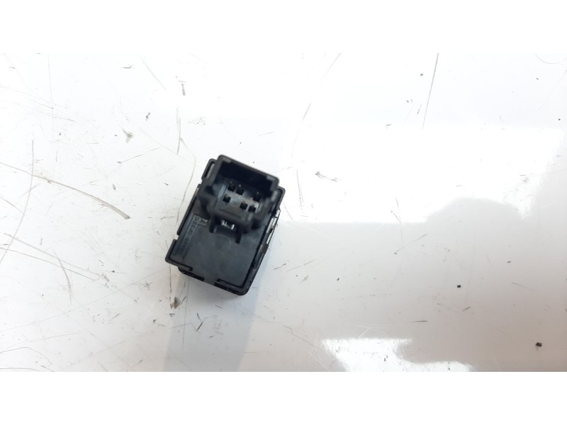 Recambio de interruptor para nissan pulsar (c13) 1.5 turbodiesel cat referencia OEM IAM PA66GF33  