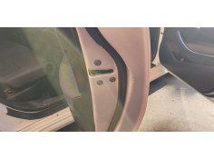 Recambio de cerradura puerta trasera derecha para toyota corolla (e21) hybrid style referencia OEM IAM 6905002580   2