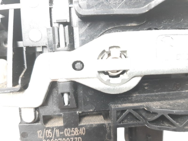 Recambio de maneta exterior trasera izquierda para renault megane iii berlina 5 p dynamique referencia OEM IAM   