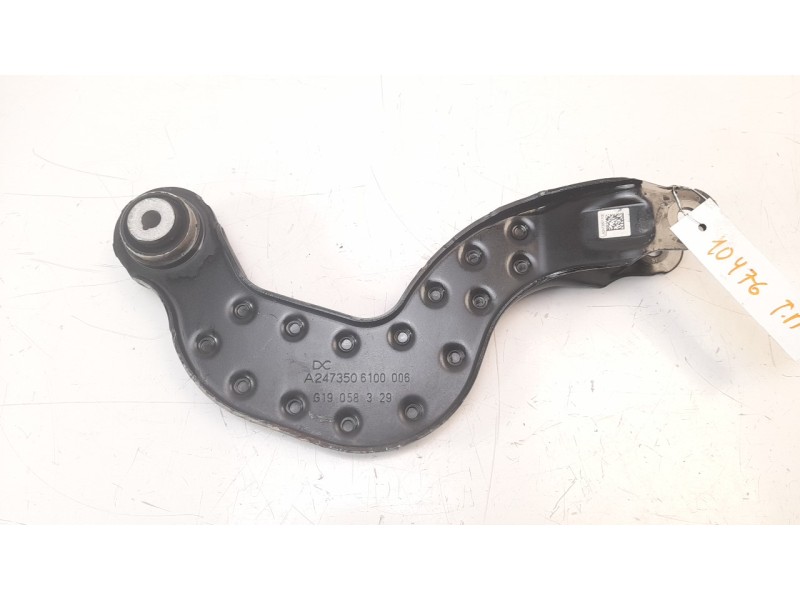 Recambio de brazo suspension superior trasero derecho para mercedes-benz cla-klasse (bm 118) 1.3 cat referencia OEM IAM A2473506