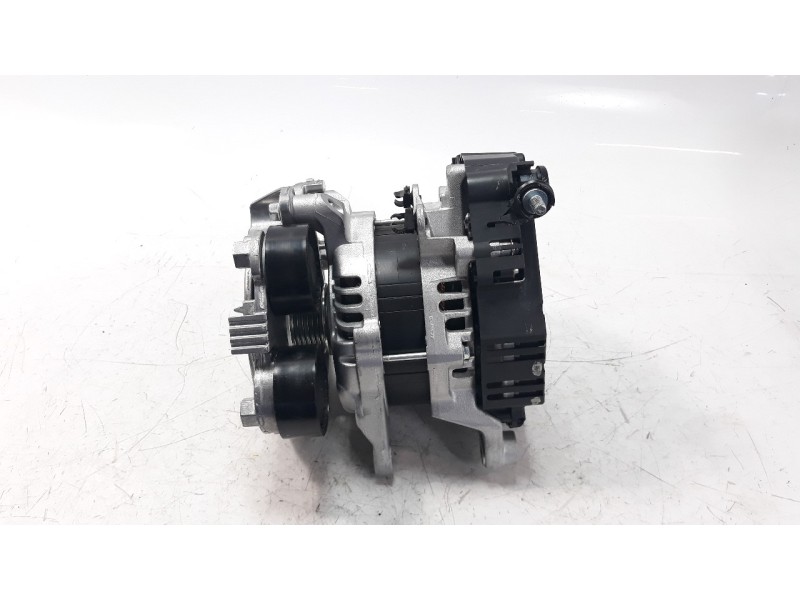 Recambio de alternador para mazda 2 lim. () 1.5 16v cat referencia OEM IAM P53N18300C  