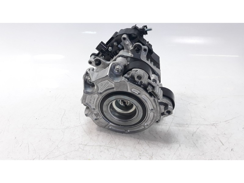 Recambio de alternador para mazda 2 lim. () 1.5 16v cat referencia OEM IAM P53N18300C  