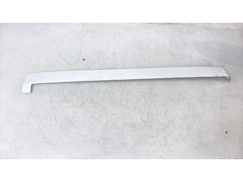 Recambio de moldura para ford transit courier 1.5 tdci cat referencia OEM IAM ET76A250A26AF  
